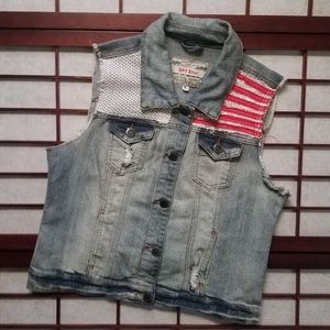 HOT KISS JEAN JACKET SIZE L